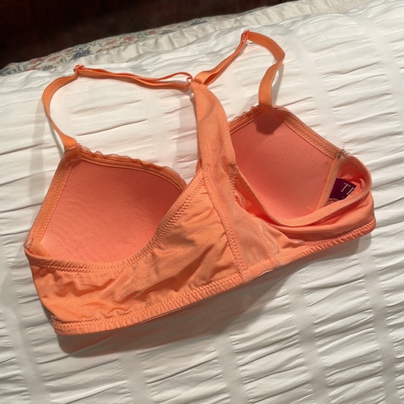 True & Co. Racerback Bra - Picture 2 of 2